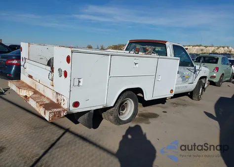 1992 GMC Sierra C3500 z USA, uszkodzony, nr VIN 1GDHC34K7NE547876